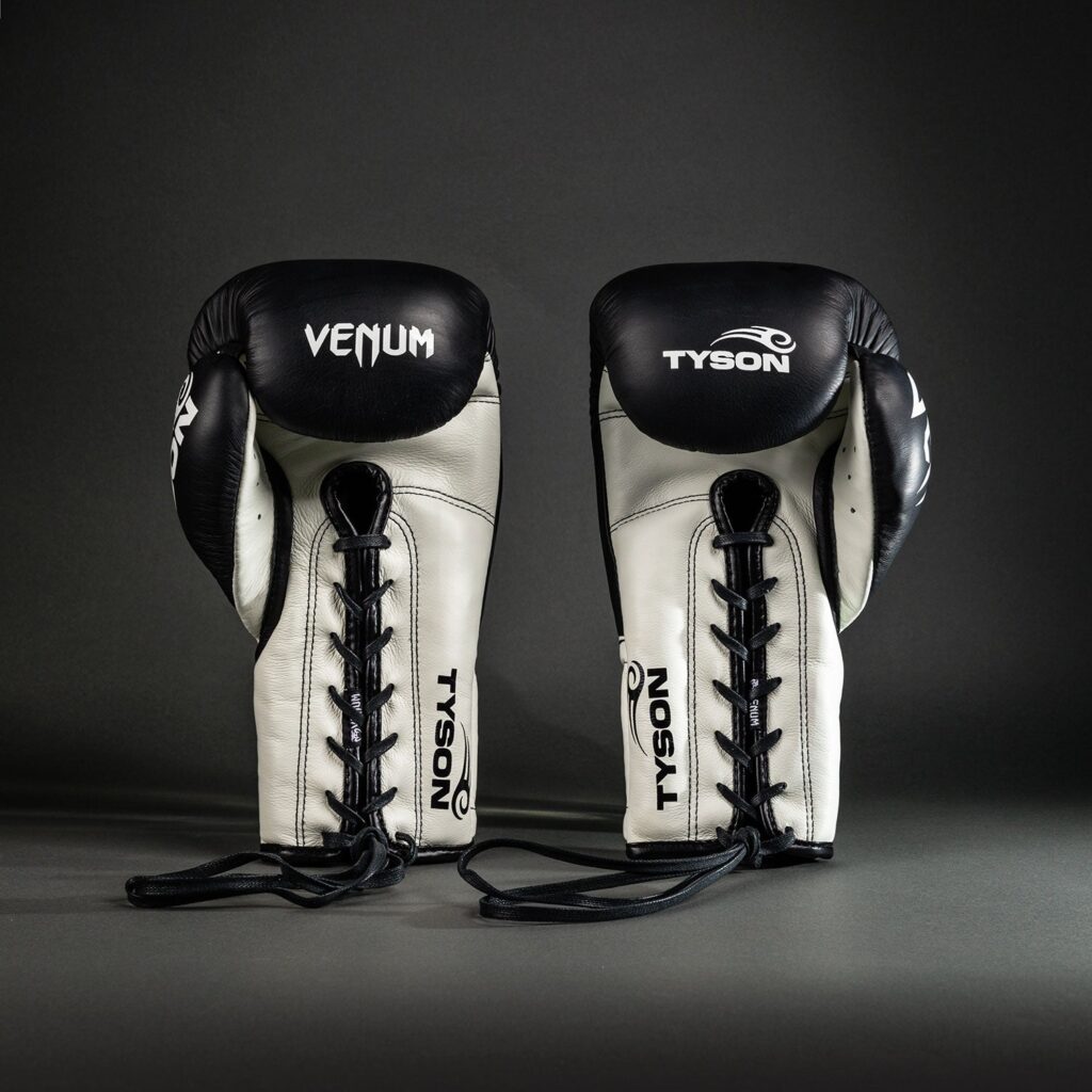 Перчатки Venum Giant 2.0 Mike Tyson Pro Boxing s with Laces - Deep Black/Optical White