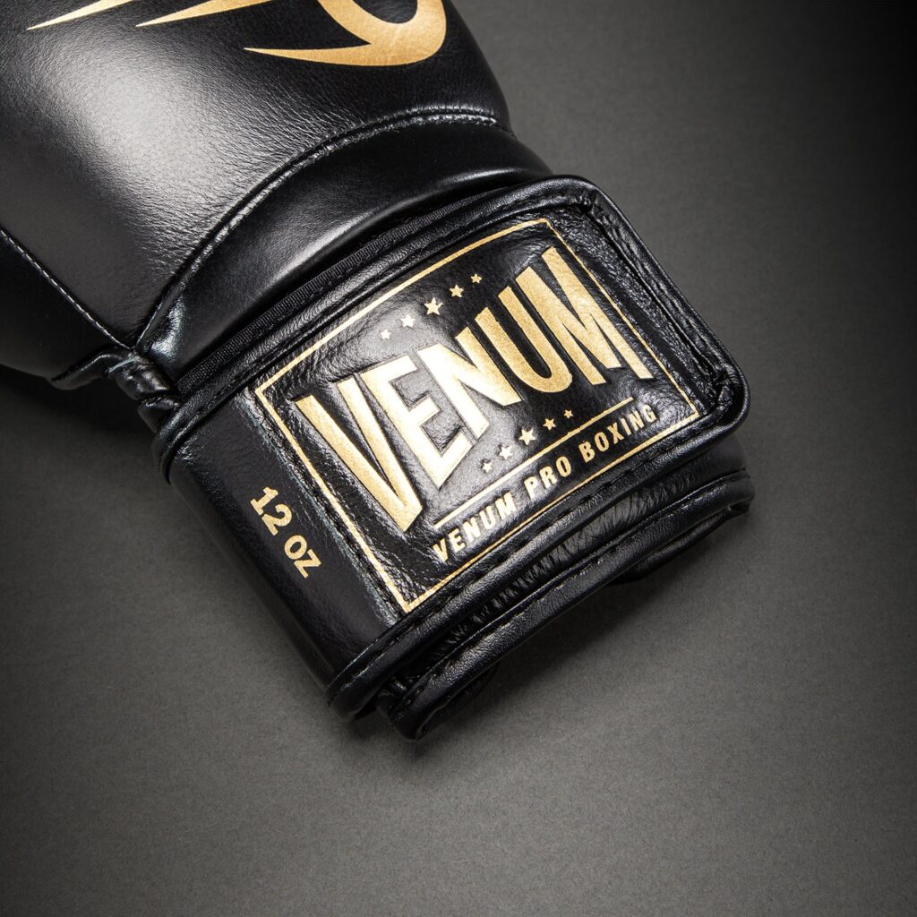 Перчатки Venum Giant 2.0 Mike Tyson Pro Boxing s - Black/Gold