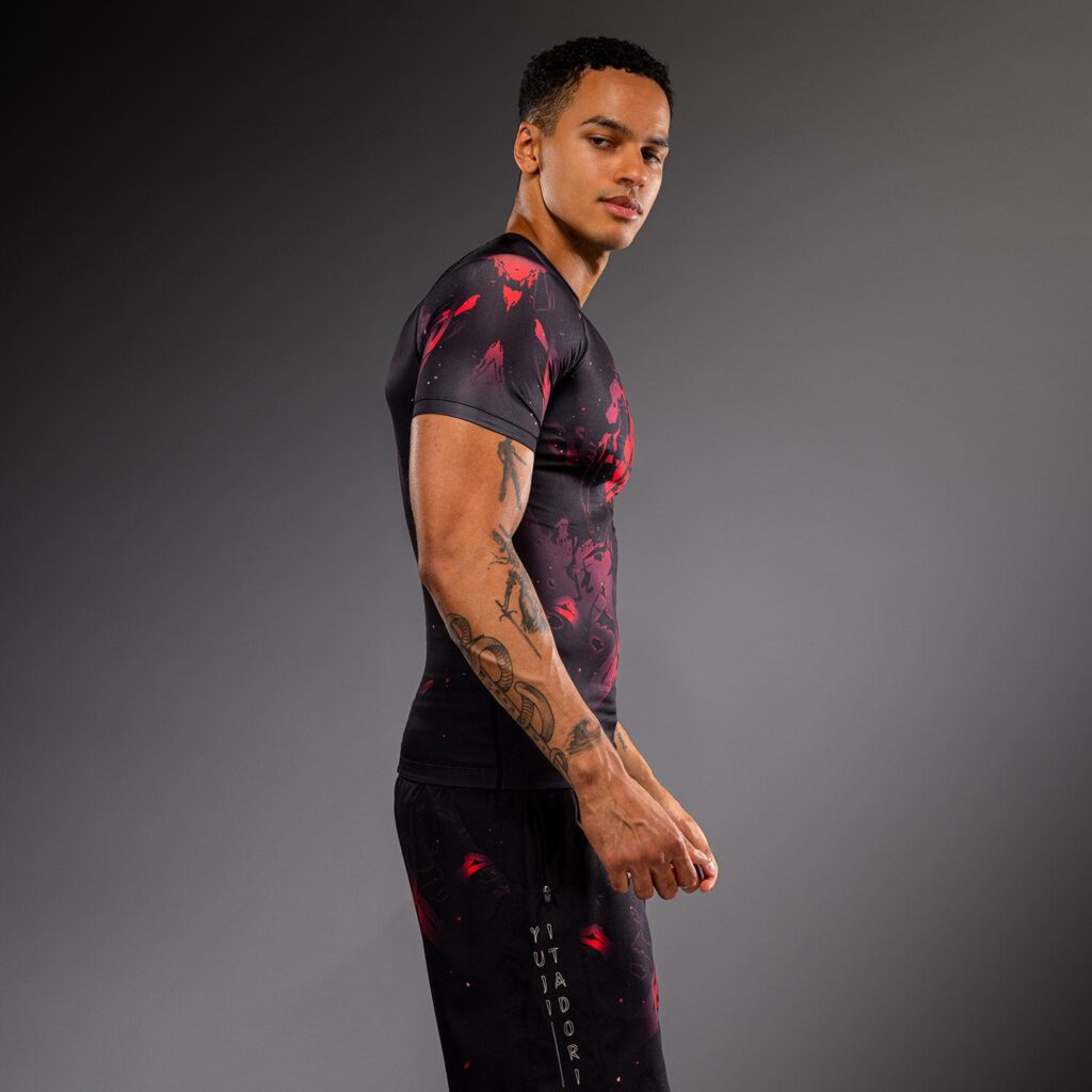 Рашгард Jujutsu Kaisen x Venum Itadori Short Sleeve - Black/Red