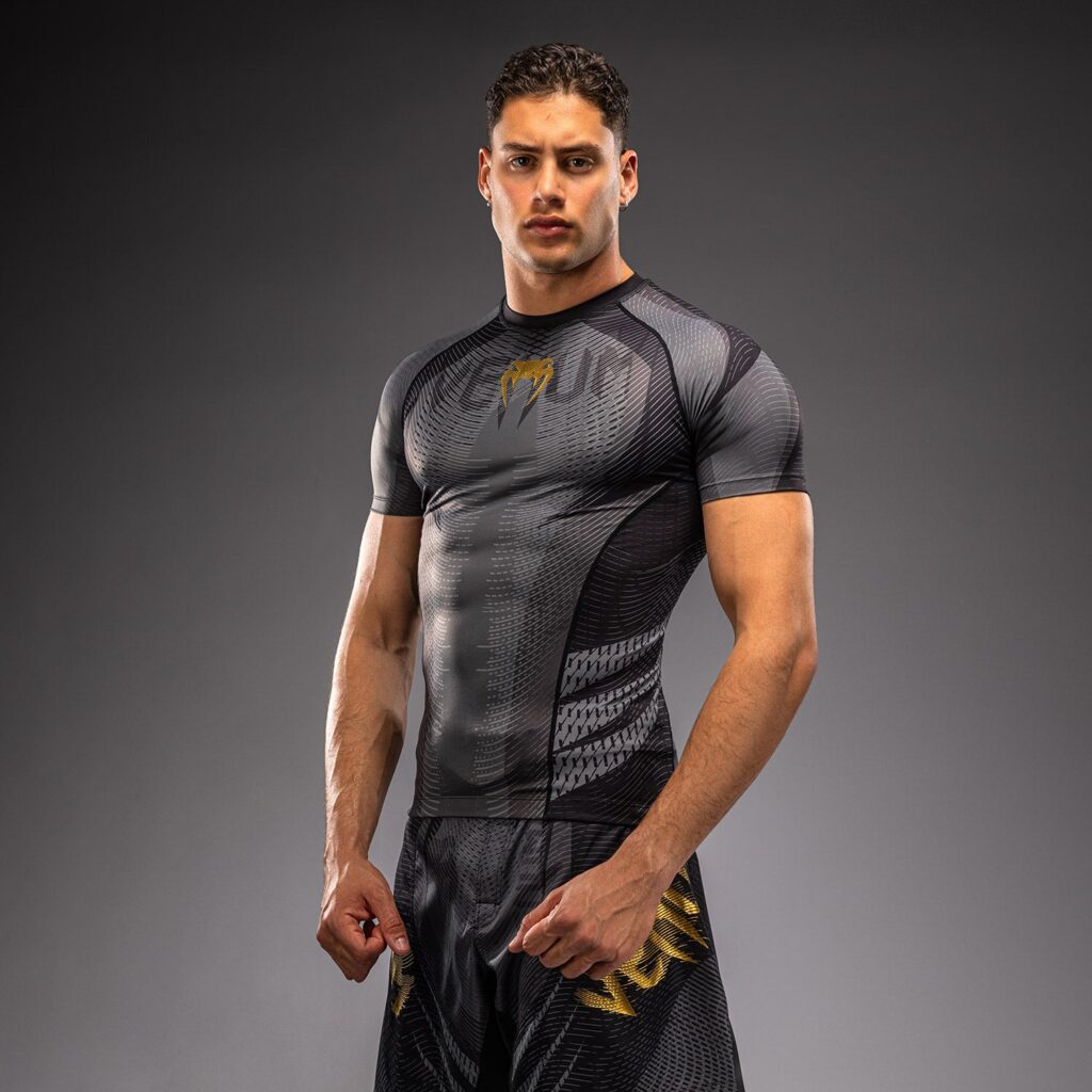 Рашгард Venum Galactic 3.0 Short Sleeve - Black/Gold