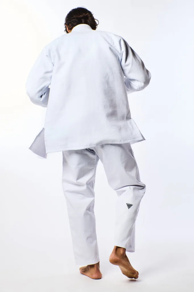 Кимоно VANGUARD Competitore 2026 - White