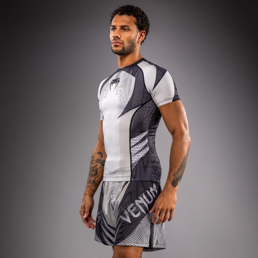 Рашгард Venum Galactic 3.0 Short Sleeve - Off-White/Black