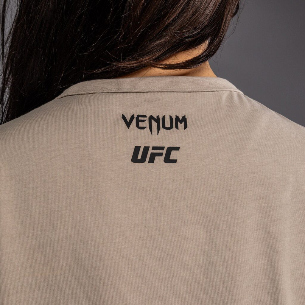 Шорты Venum UFC Unity by Venum Authentic Fight Week Women's Sleeve T-Shirt - Sand