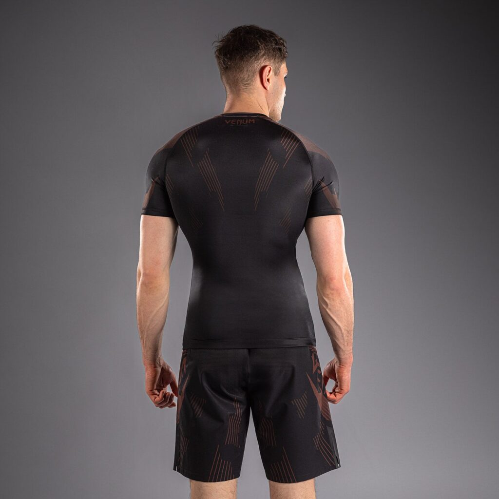 Рашгард Venum No-Gi 6.0 Short Sleeve - Black/Brown