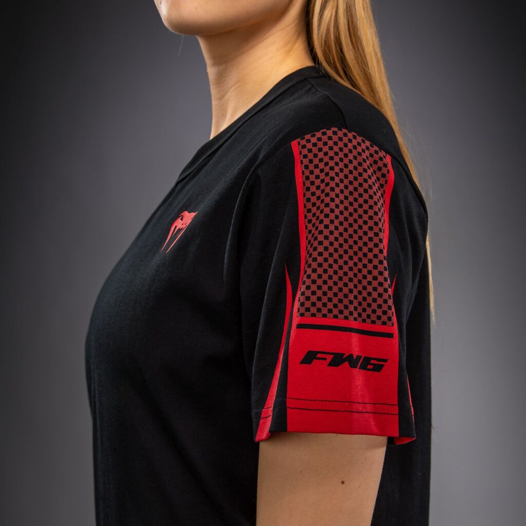 Шорты Venum UFC Unity by Venum Authentic Fight Week Women's Sleeve T-Shirt - Black