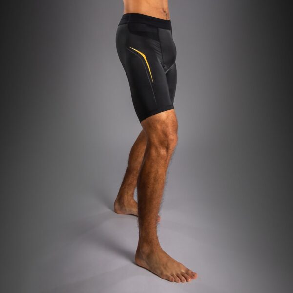 Шорты Venum G-Core Vale Tudo - Black/Gold