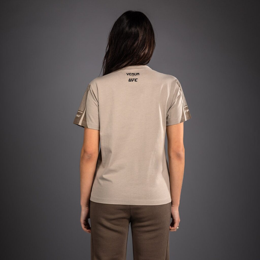 Шорты Venum UFC Unity by Venum Authentic Fight Week Women's Sleeve T-Shirt - Sand
