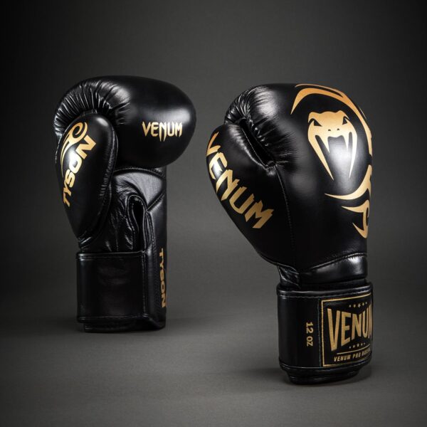 Перчатки Venum Giant 2.0 Mike Tyson Pro Boxing s - Black/Gold
