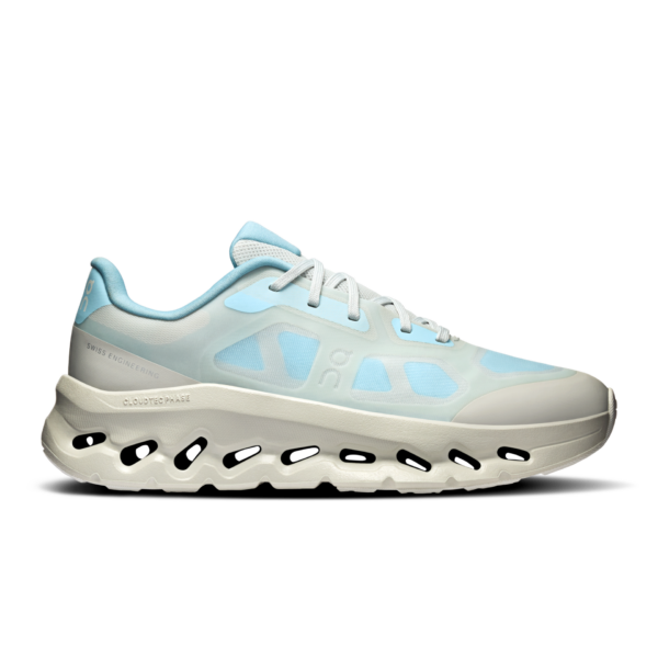 On Кроссовки The Cloudtilt Remix: Women's All-Day Comfort