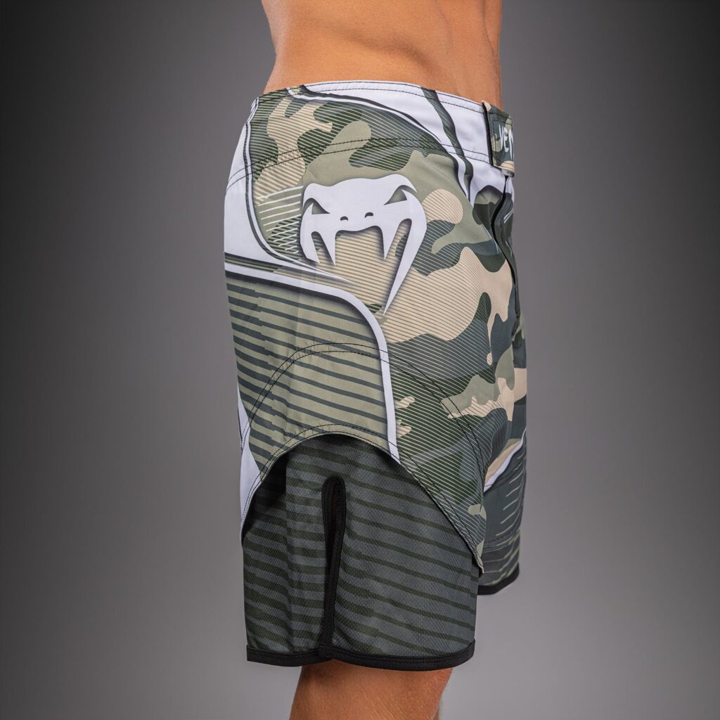 Шорты Venum Camo Hero Fight - Khaki/ Off-White