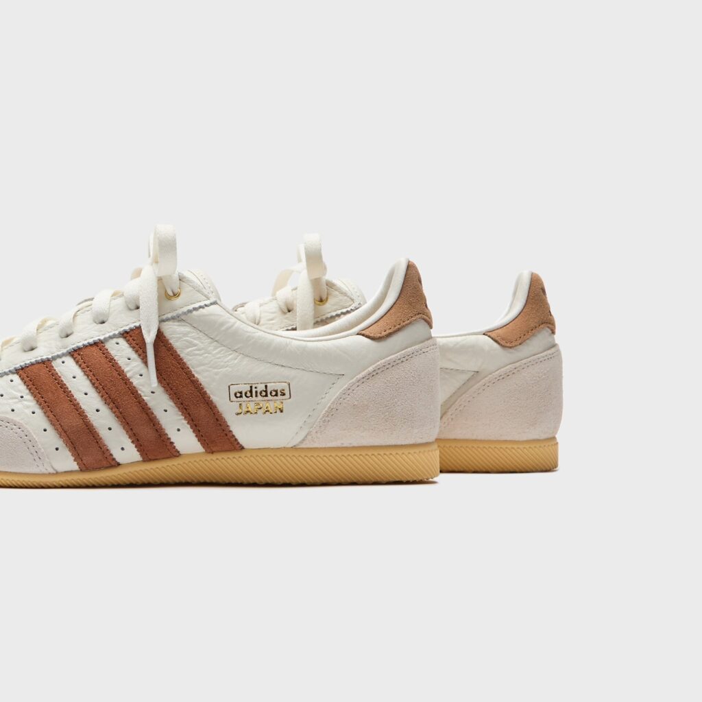 Кроссовки adidas WMNS Japan - Off White / Dusky Bronze / Brown Desert