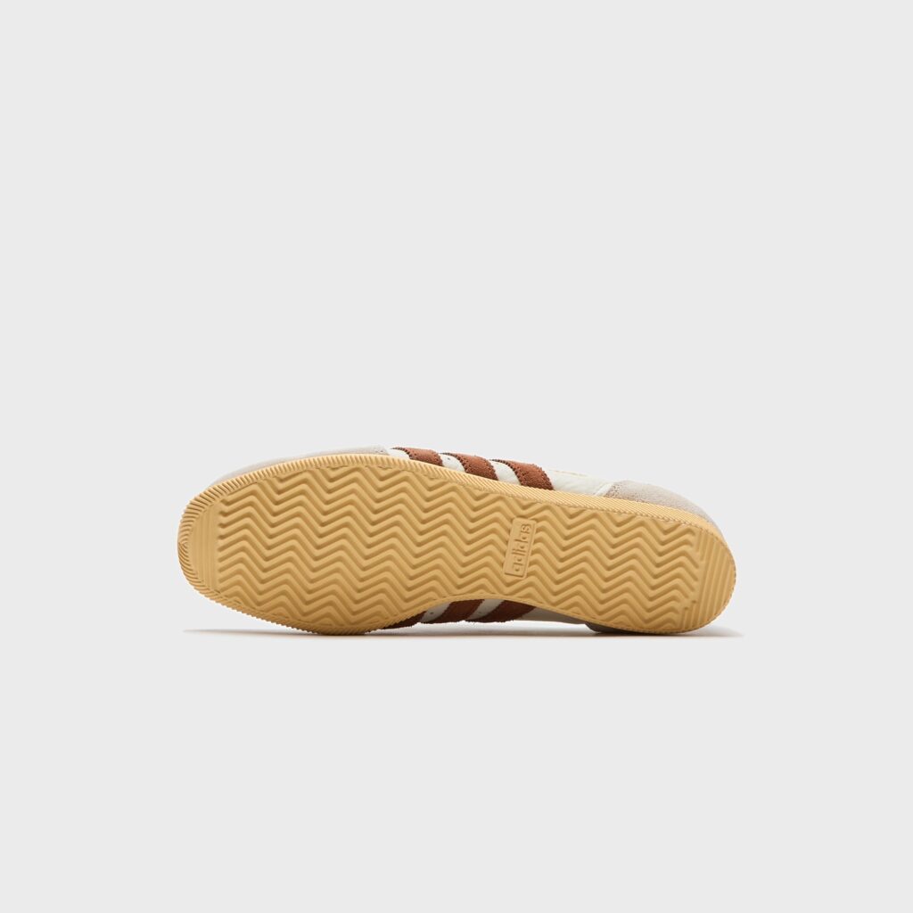 Кроссовки adidas WMNS Japan - Off White / Dusky Bronze / Brown Desert