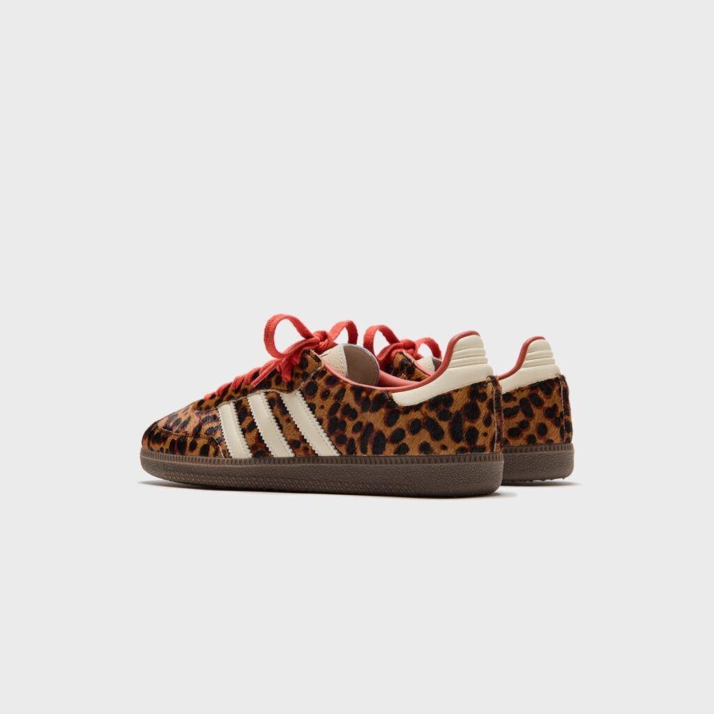 Кроссовки adidas WMNS Samba OG - Core Black / Preloved Red / Cream White