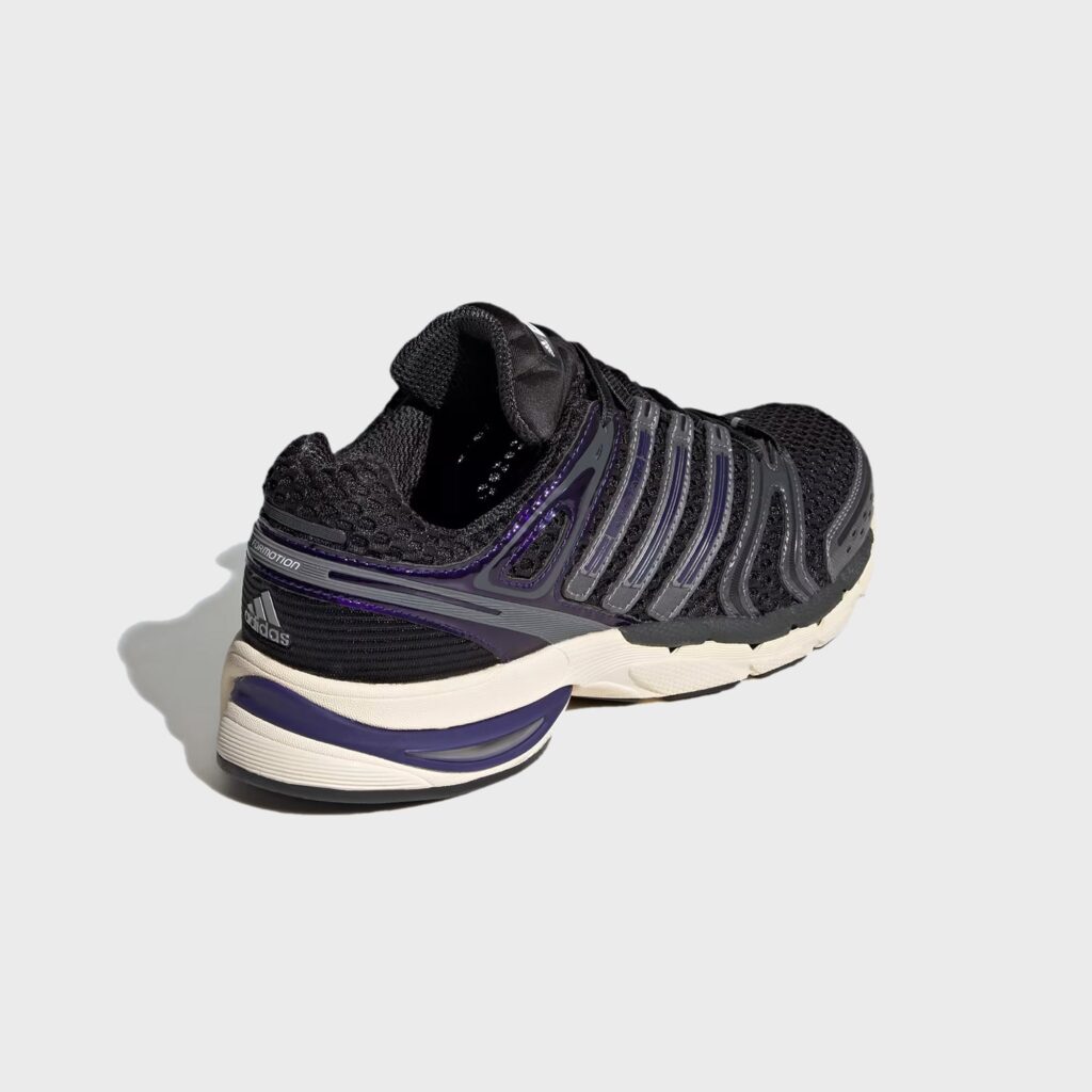Кроссовки adidas Adistar Control 5 - Cloud White / Core Black