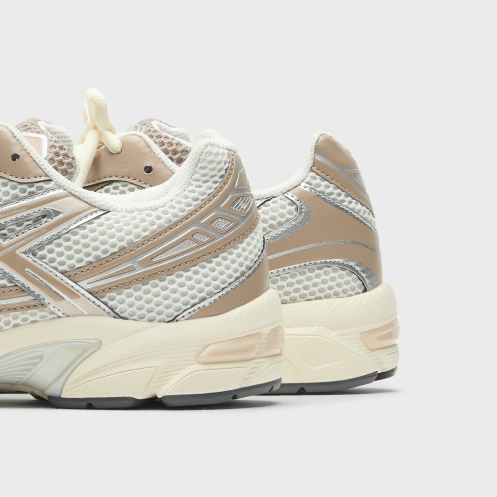 Кроссовки ASICS Gel-1130 - Cream / Cinnamon