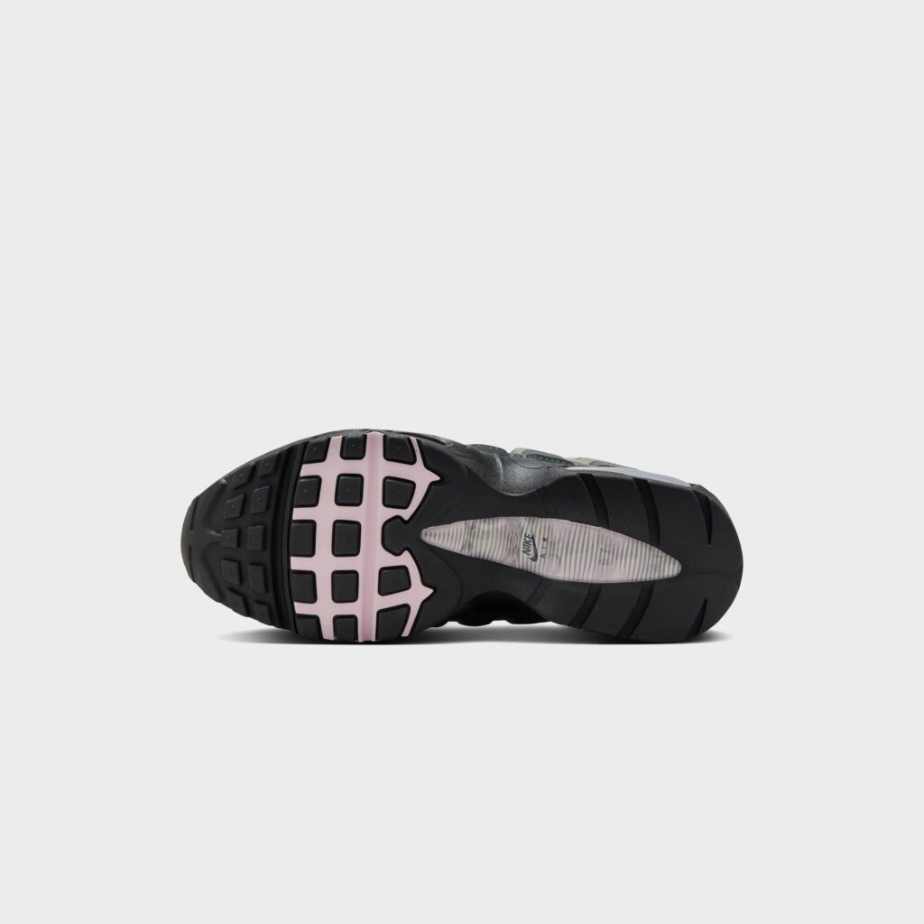 Кроссовки Nike WMNS Air Max 95 OG - Black / Pink Foam / White / Reflective Silver