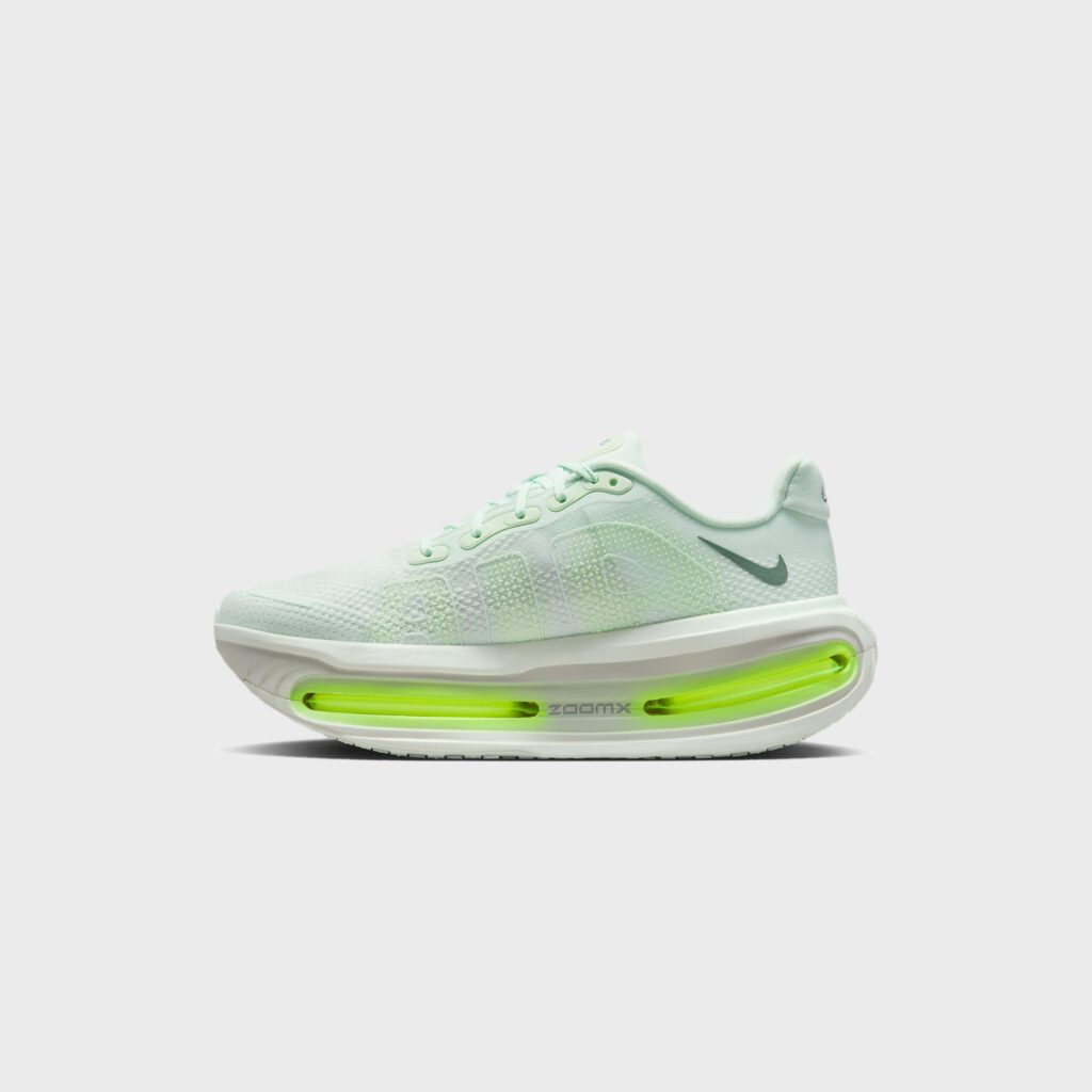 Кроссовки Nike Vomero Premium - Barely Green / Barely Volt / Volt / Clay Green