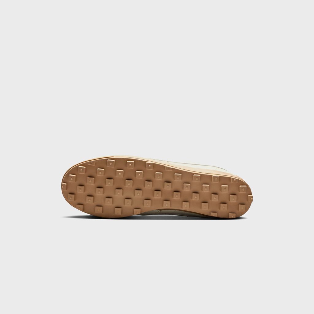 Кроссовки Nike Astrograbber QS - Coconut Milk / Sail / Gum Light Brown