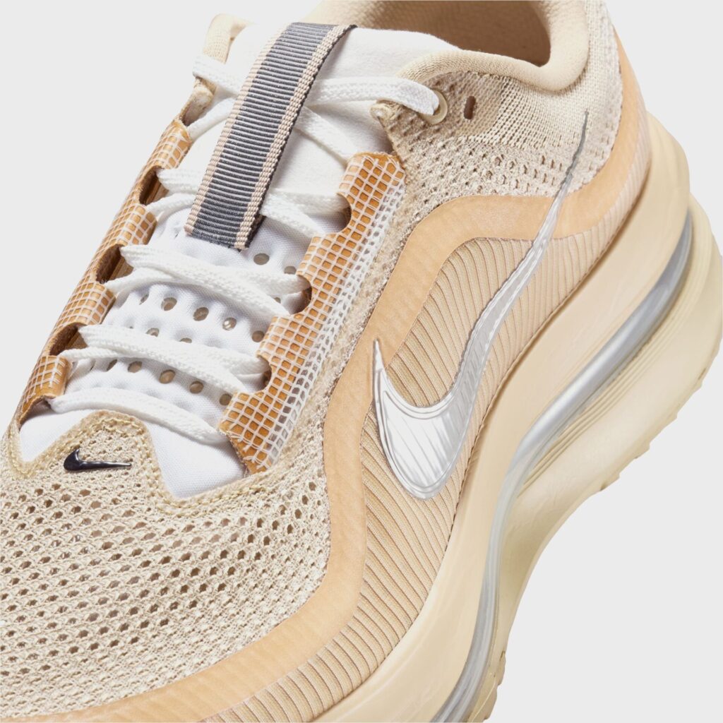 Кроссовки Nike Pegasus Premium SP - Mushroom / Metallic Silver / White