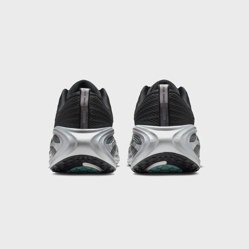 Кроссовки Nike Vomero Plus Anthracite - Reflect Silver / Cannon White