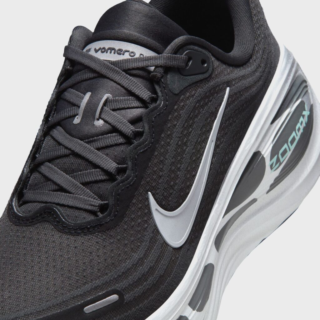 Кроссовки Nike Vomero Plus Anthracite - Reflect Silver / Cannon White