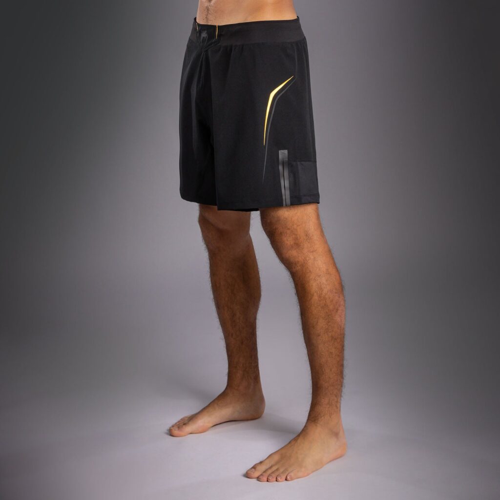Шорты Venum G-Core Fight - Black/Gold