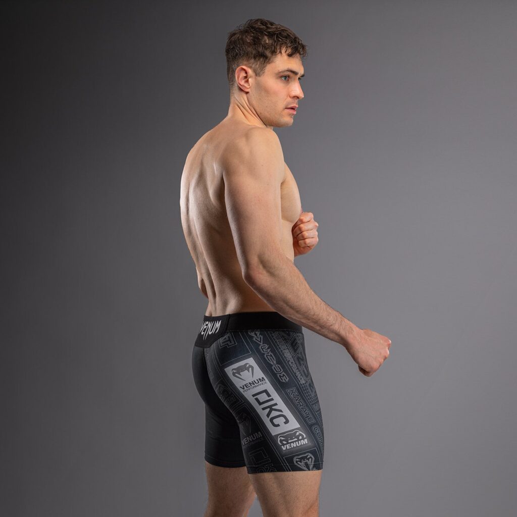 Шорты Karate Combat by Venum Vale Tudo - Black/Grey