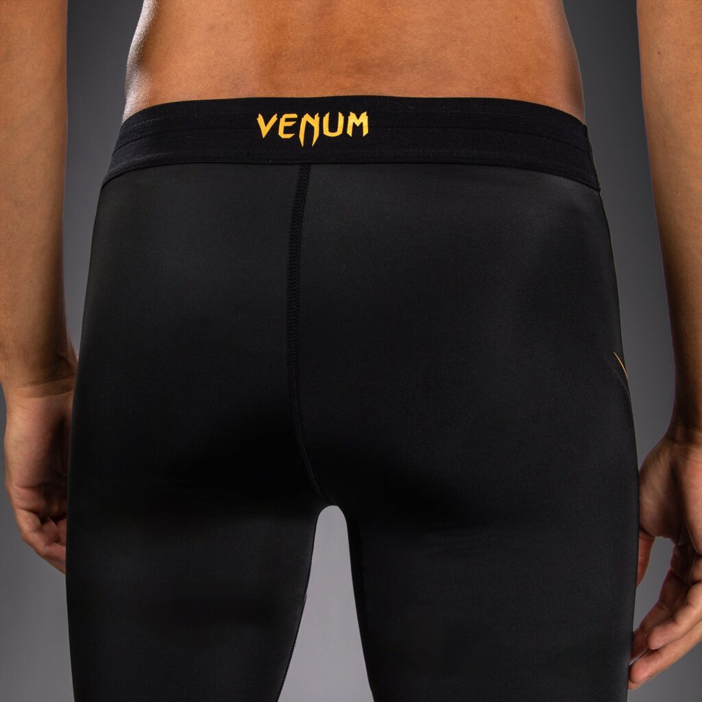 Шорты Venum G-Core Vale Tudo - Black/Gold