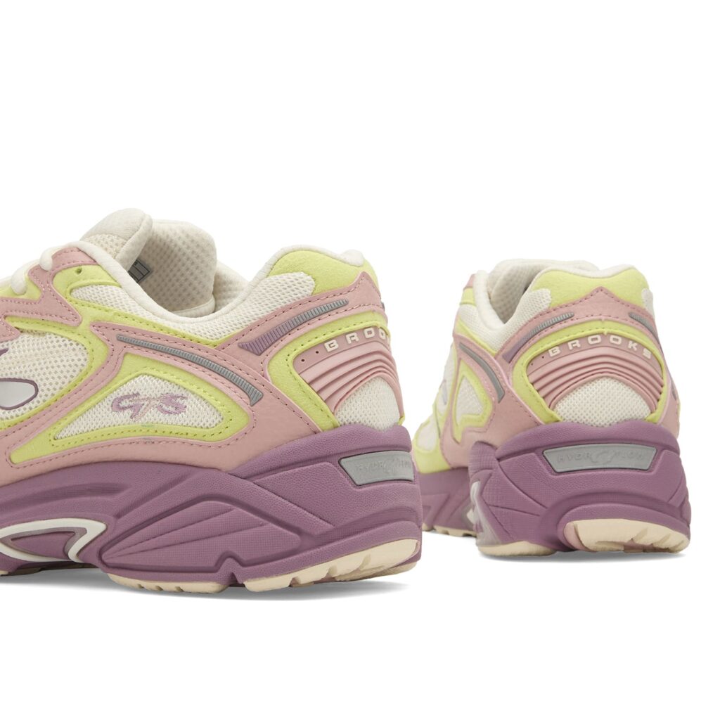Кроссовки Brooks Adrenaline GTS 4