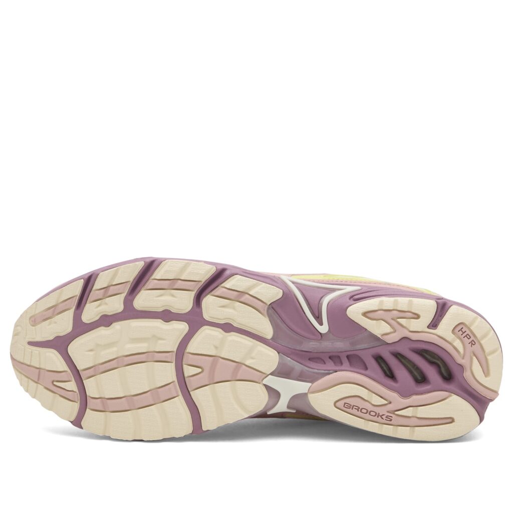 Кроссовки Brooks Adrenaline GTS 4