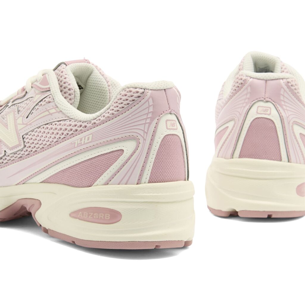 Кроссовки New Balance 740