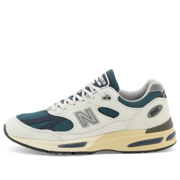 Кроссовки New Balance 991v2