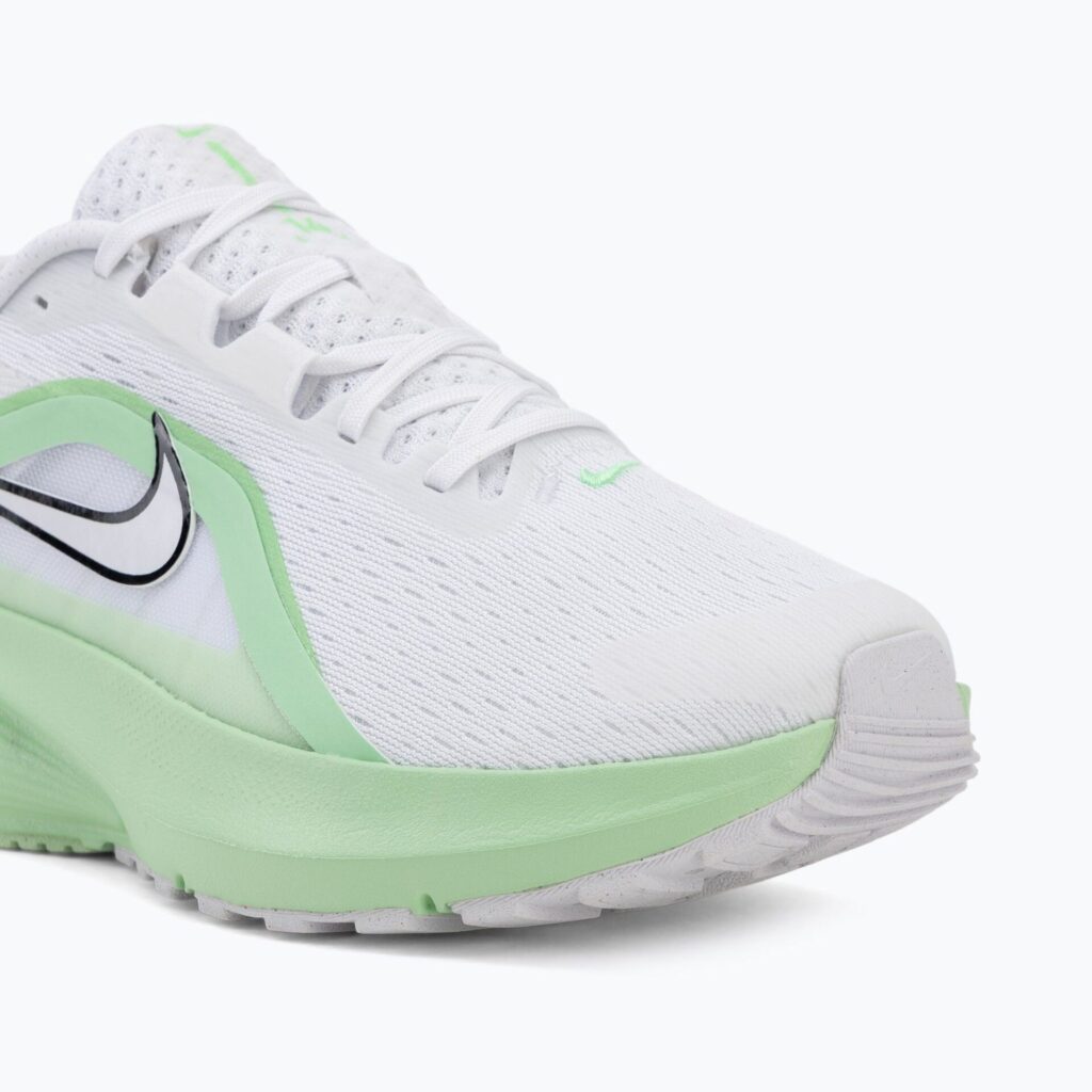 Женские Кроссовки Nike Downshifter 14 белый / огуречный дюйм / зеленый / белый