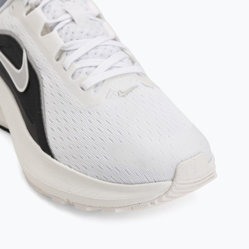 Женские Кроссовки Nike Downshifter 14 белый/суммит белый/металлическое серебро