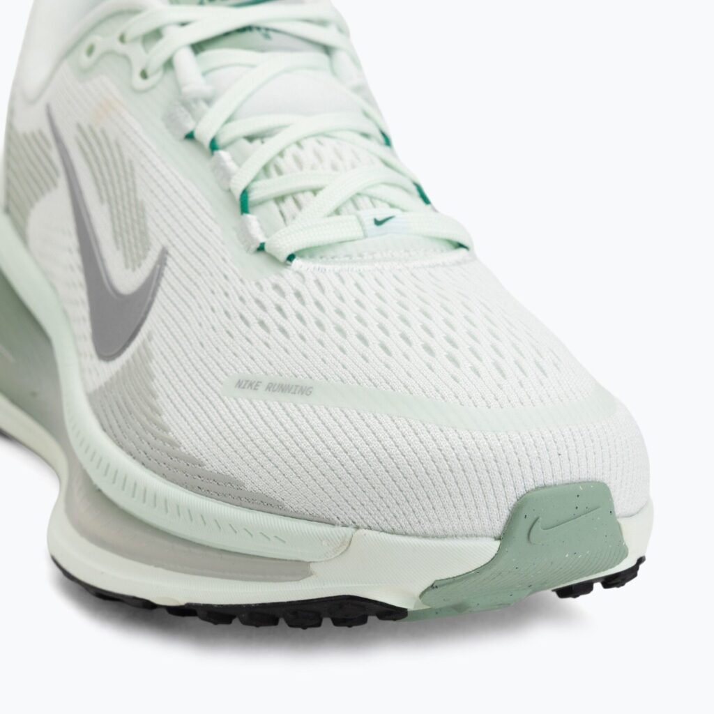 Женская обувь Nike Vomero 18 голых зеленых / паровых / металлических шелковиц