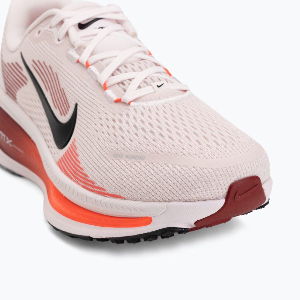 Кроссовки Женские и Nike Vomero 18 жемчужно-розовый/командный малиновый/черный
