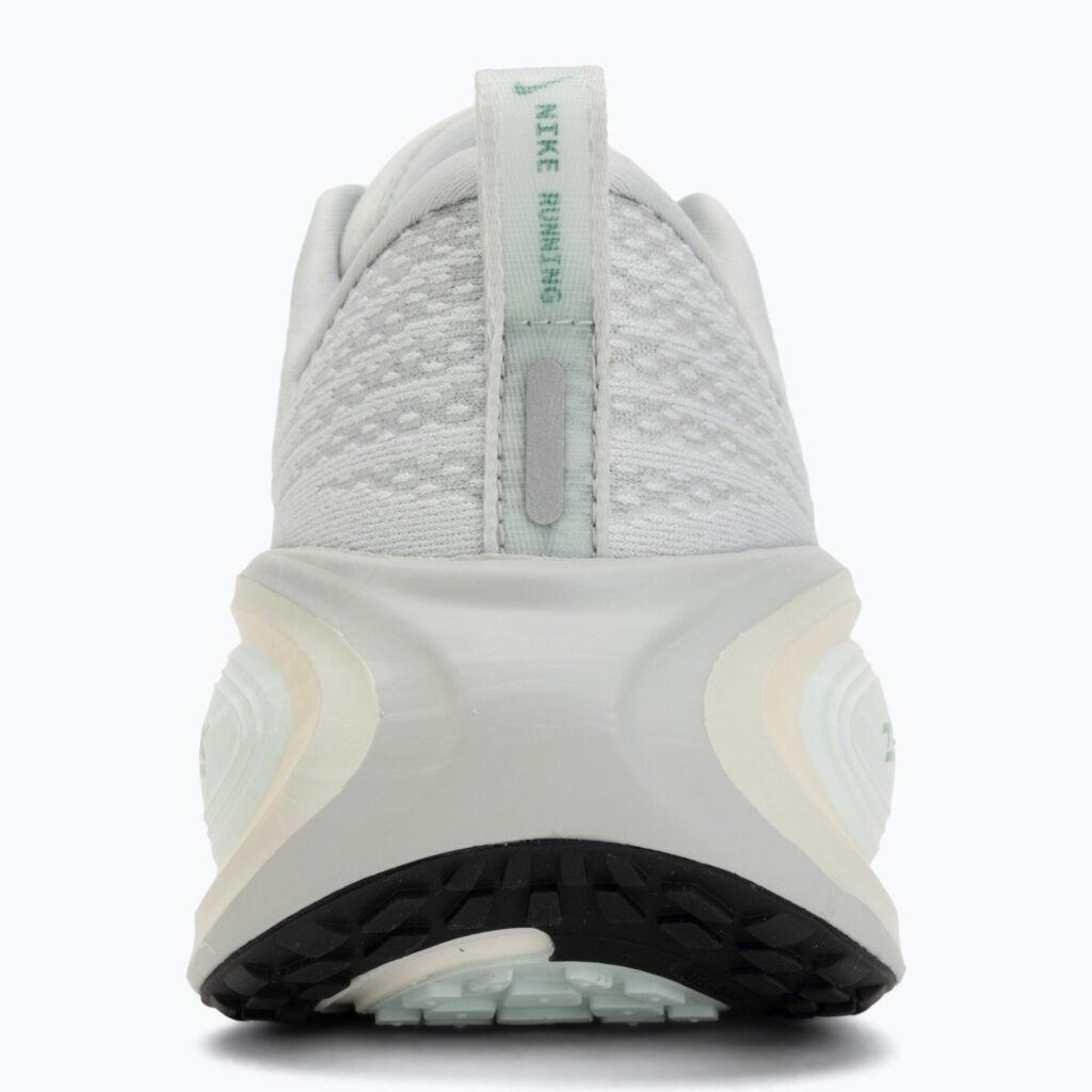 Женские кроссовки Nike Vomero Плюс светлое серебро / металлическое серебро