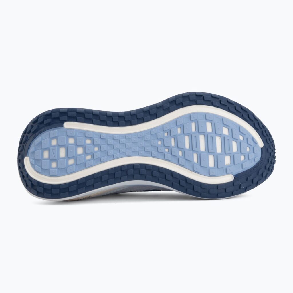 Женские Кроссовки Nike Vomero Plus белый / алюминиевый / футбольный серый / мистический флот