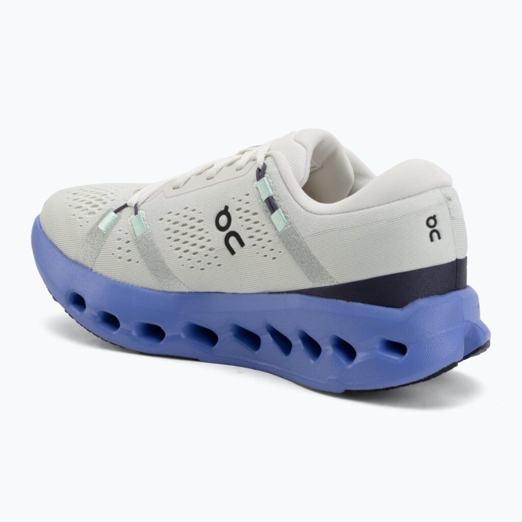 Женские кроссовки для бега On Cloudsurfer 2 ivory/sailor