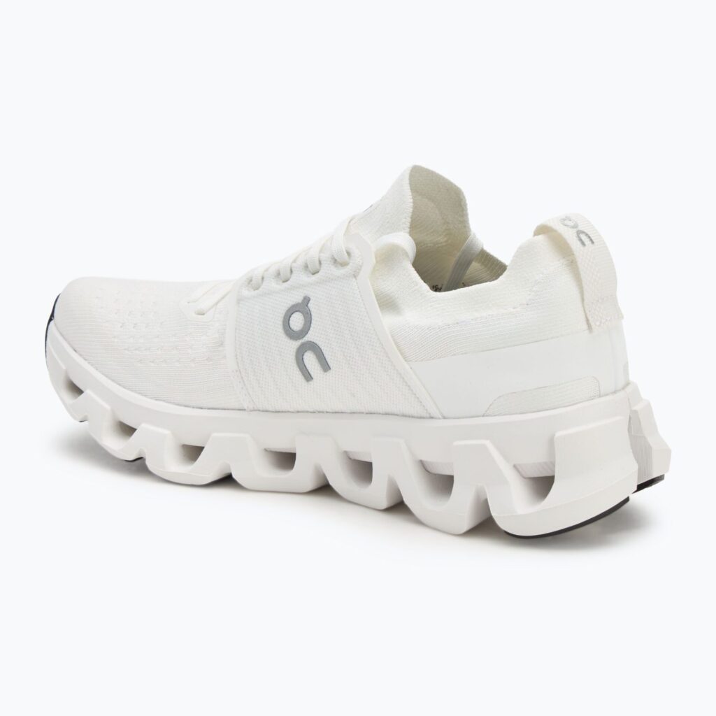 Женские кроссовки для бега On Cloudswift 4 white/white
