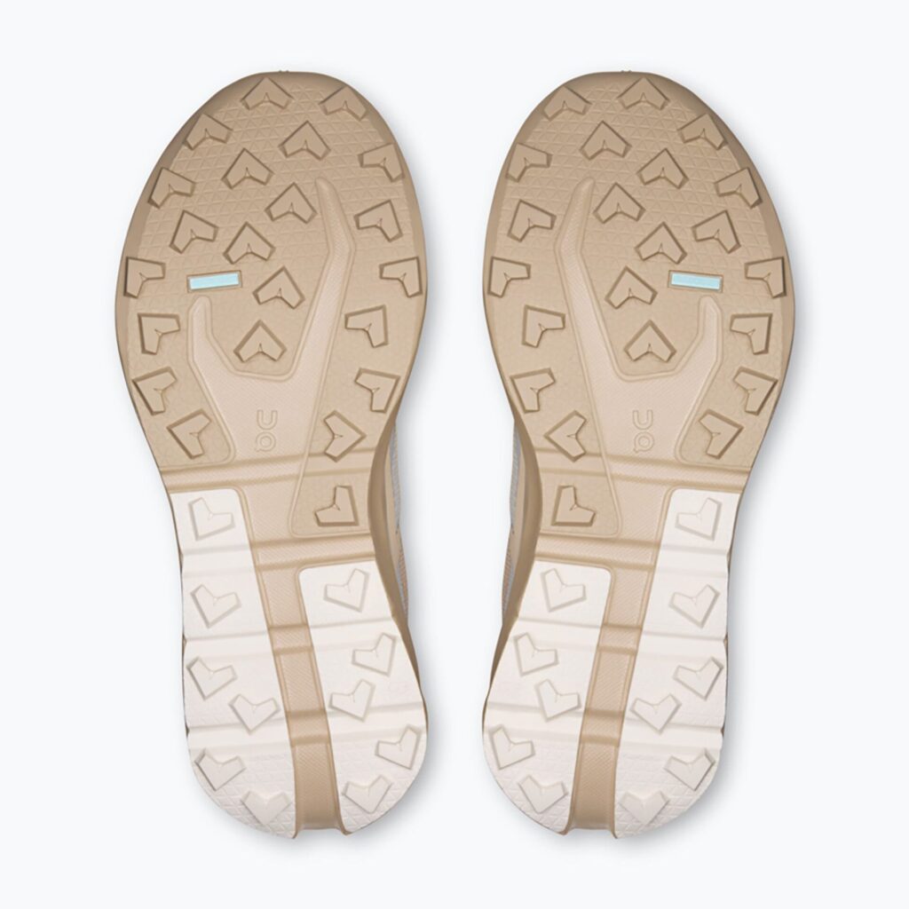 Женские кроссовки для бега On Cloudvista 3 Waterproof sand/ice