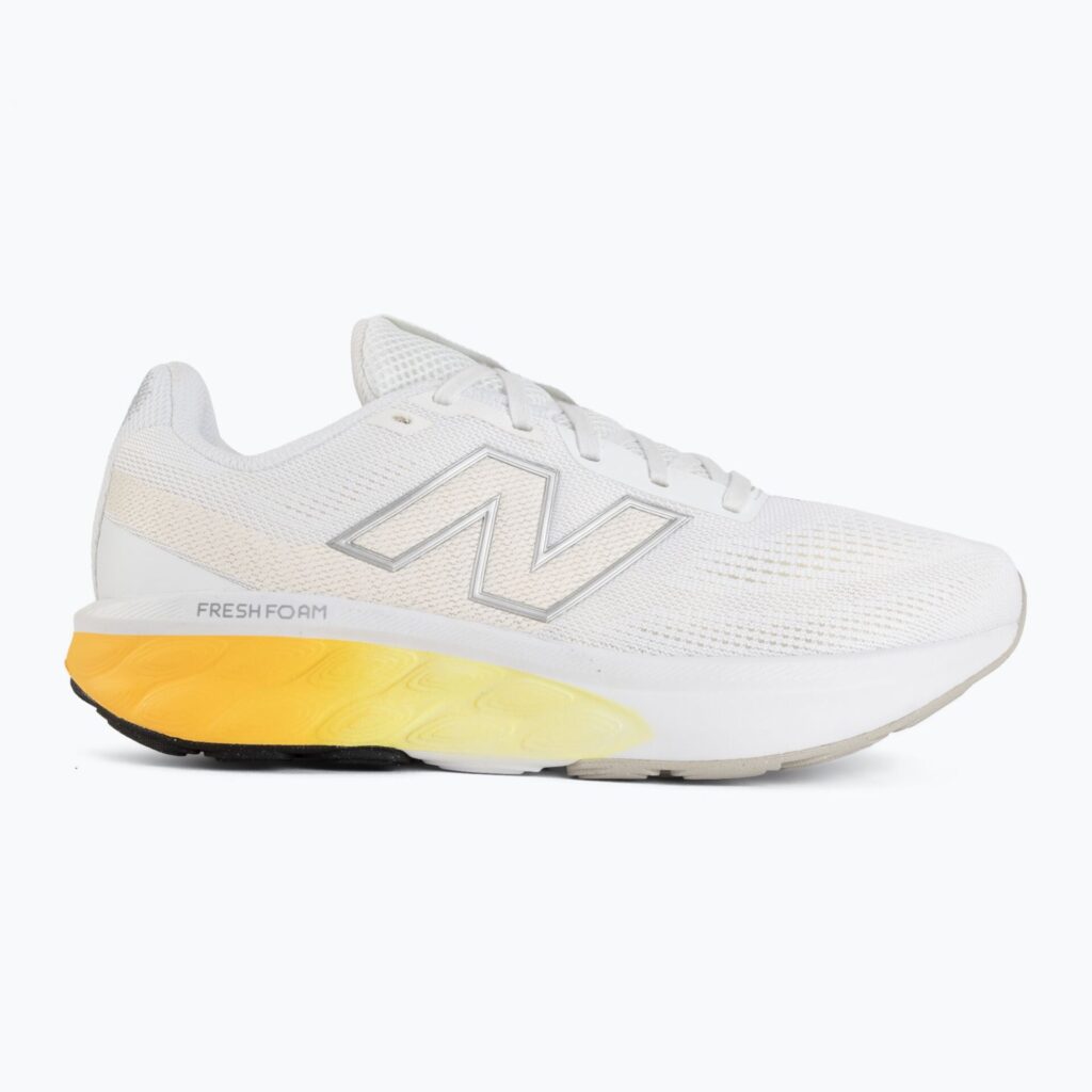 Кроссовки для бега New Balance Fresh Foam 520's V9 white/silver metallic/satsuma orange