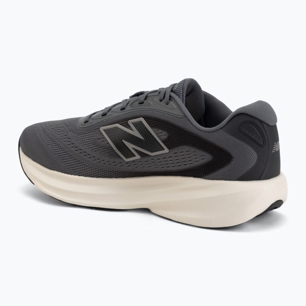 Кроссовки для бега New Balance Fresh Foam 680's V9 castlerock/faded black/gold metallic