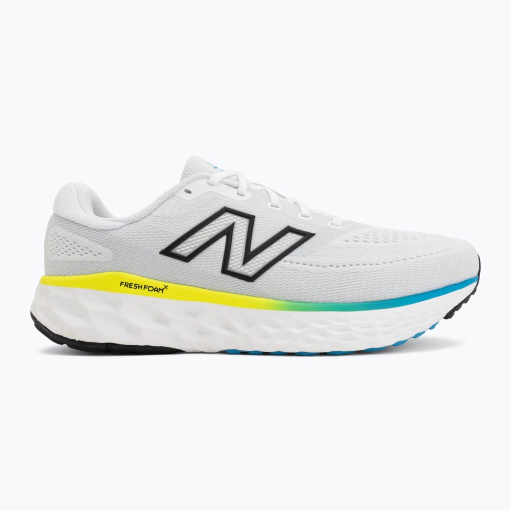 Кроссовки для бега New Balance Fresh Foam Evoz V4 white/black/altitude