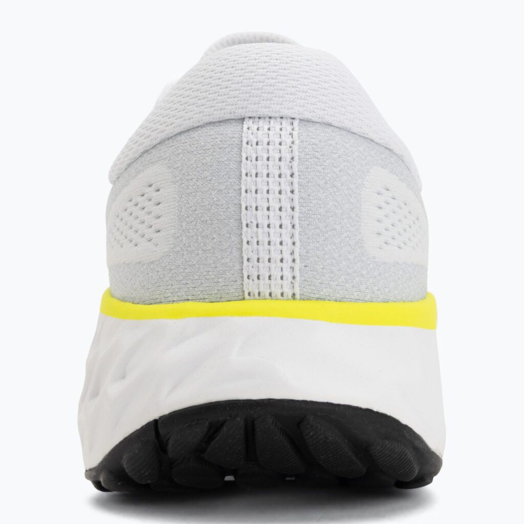 Кроссовки для бега New Balance Fresh Foam Evoz V4 white/black/altitude