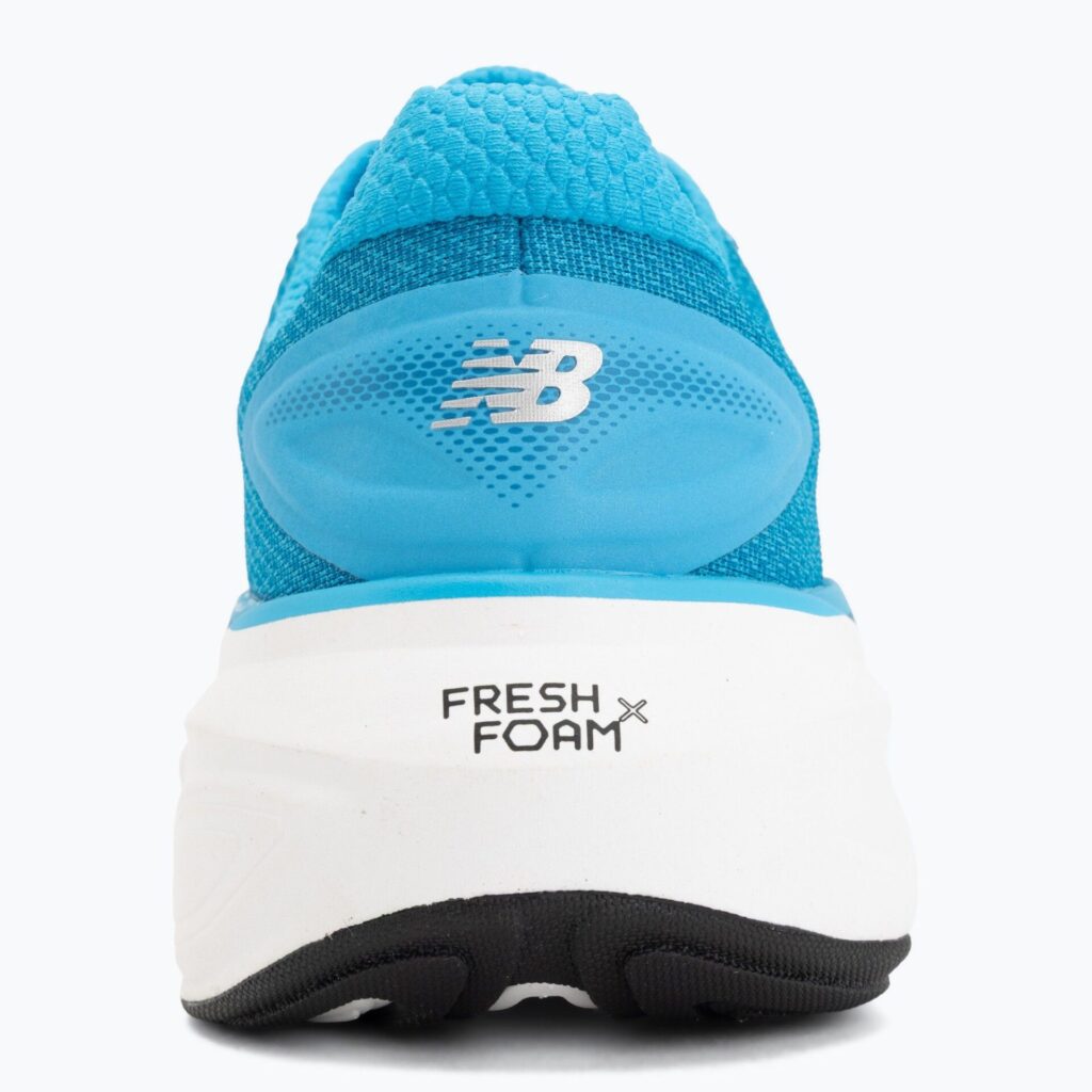 Кроссовки для бега New Balance Fresh Foam More V6 altitude/black