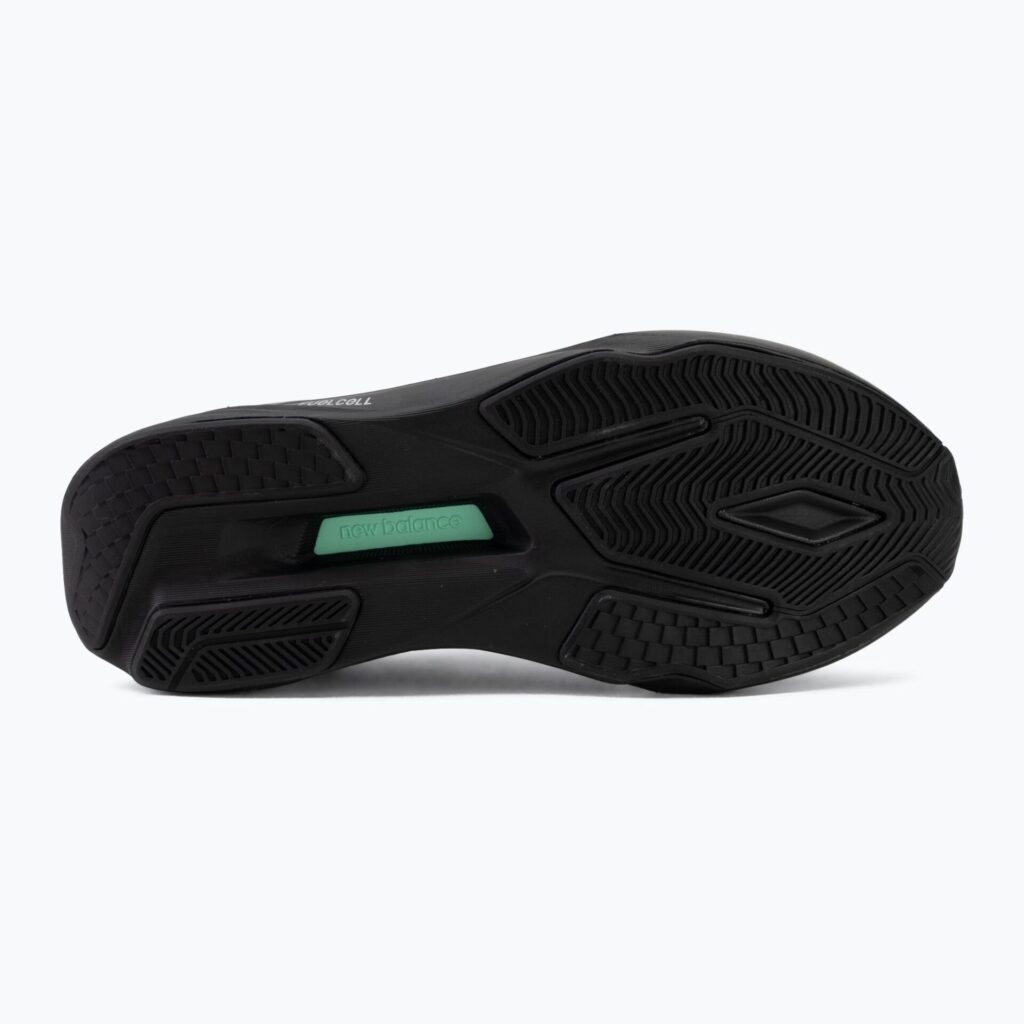 Кроссовки для бега New Balance FuelCell Flite-R V1 black/black cement/bright mint