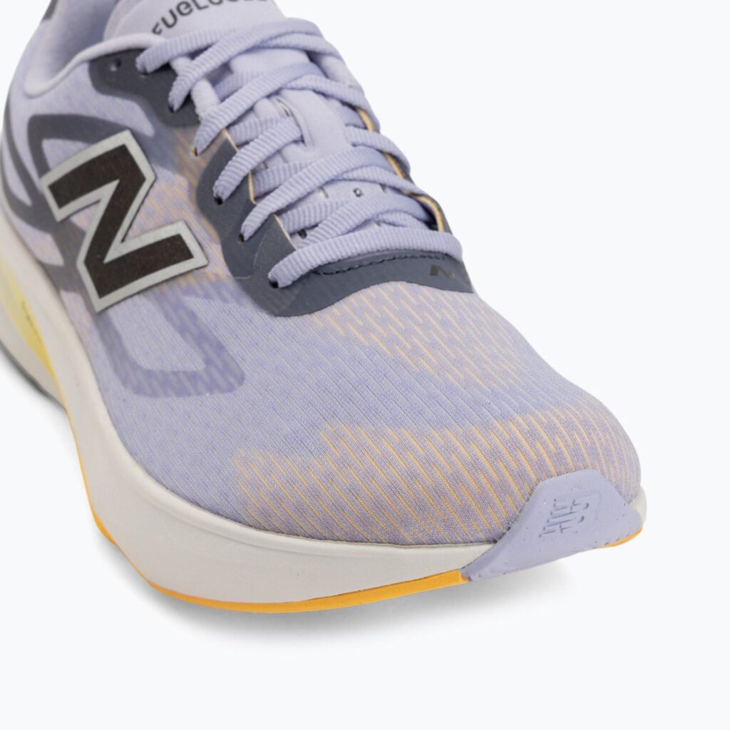 Кроссовки для бега New Balance FuelCell Flite-R V1 smoked violet/satsuma orange/meteorite