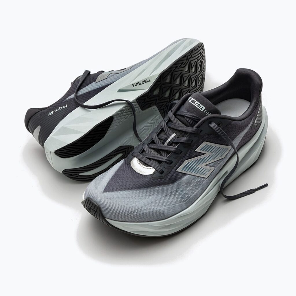 Кроссовки для бега New Balance FuelCell Rebel V5 magnet/light zinc blue