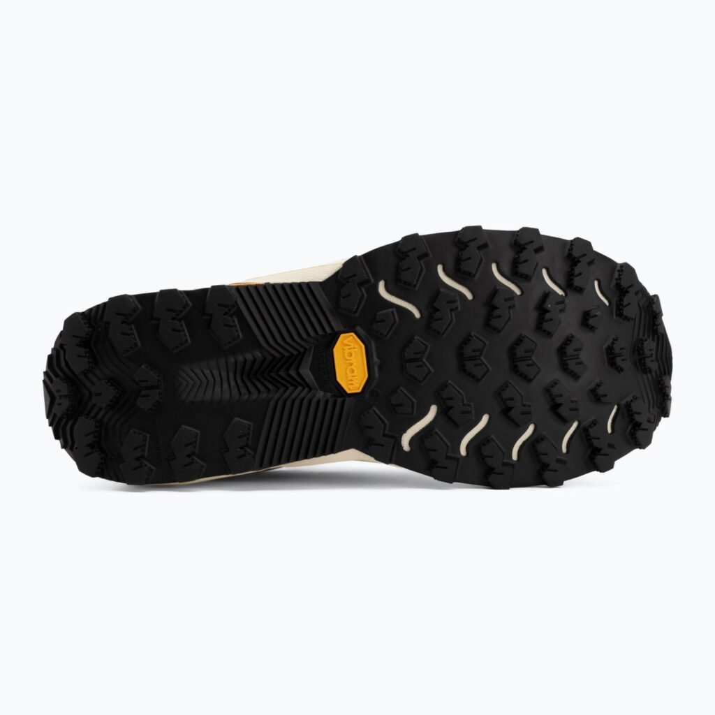 Кроссовки для бега New Balance Rebel Trail V1 angora/black